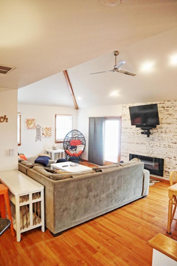 Lake Front Modern Beach House-Hatteras Island 埃文 外观 照片